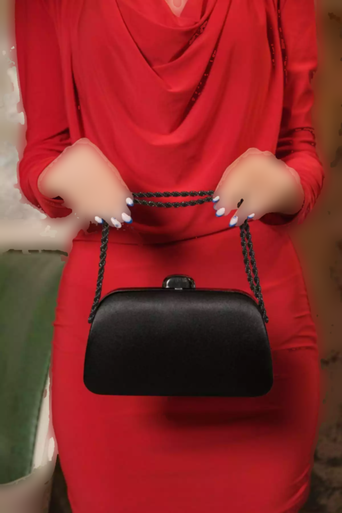 مجلسی شب زنجیردار دوشی ساتن کیف دستی بنددار مشکی برند ROZA CANTA کد 1758390666