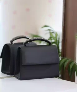 کیف دوشی مجلسی طرحدار مشکی زنانه برند Moom Bag کد 1758390673