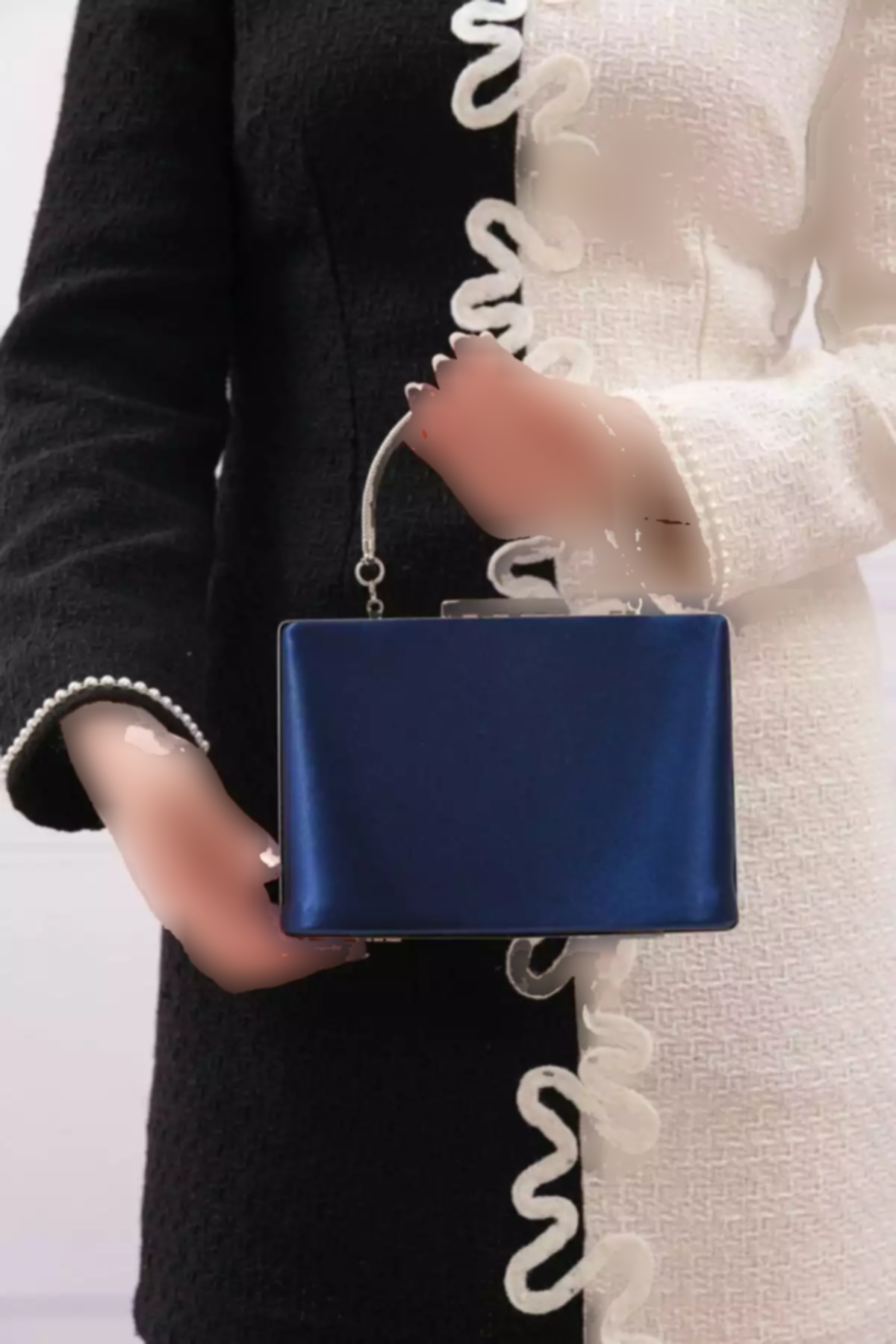 کیف مجلسی ساتن سرمه ای زنانه برند ROZA CANTA کد 1758408072