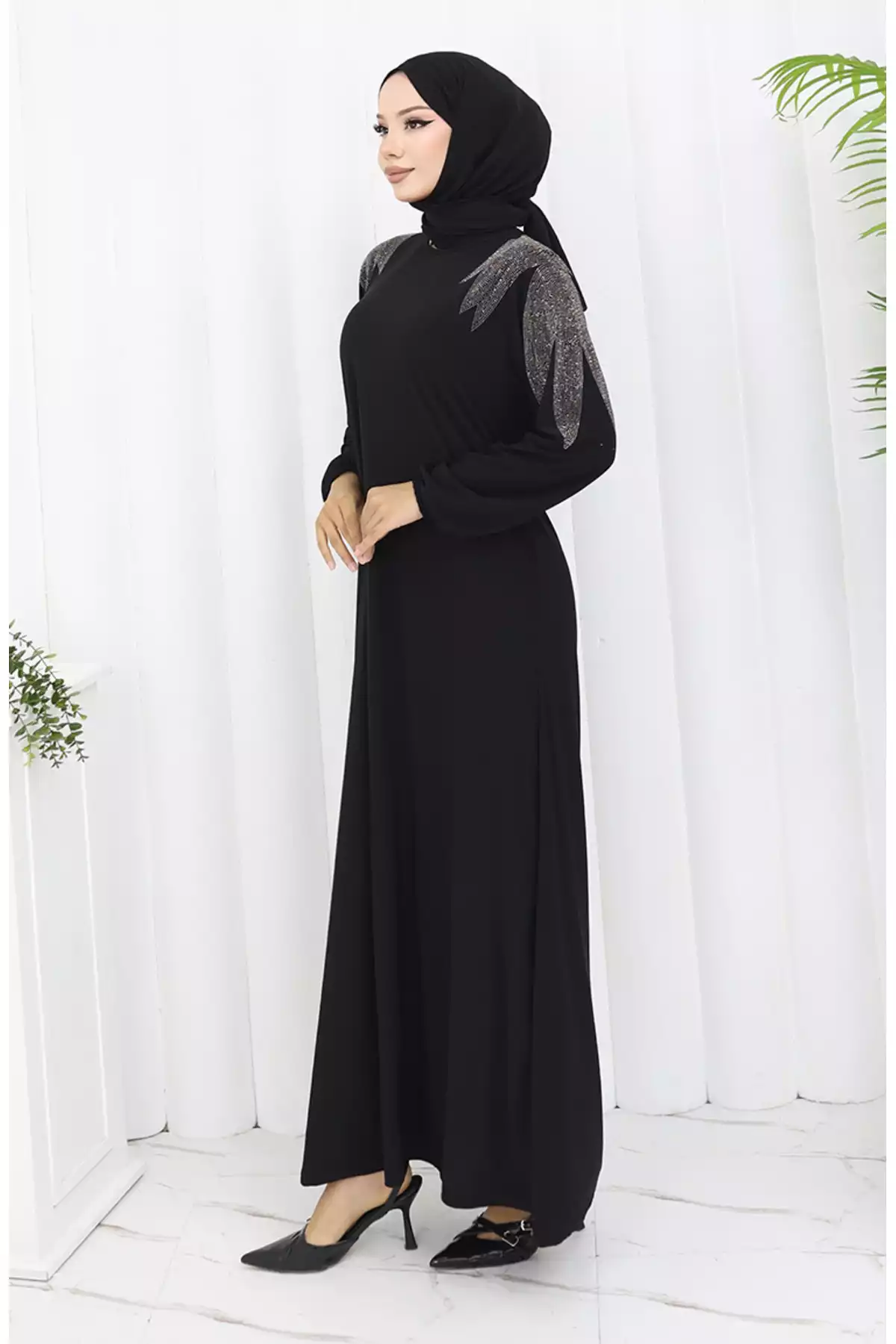 لباس مجلسی پارچه نگین دار مشکی برند sefamerve کد 1758123132