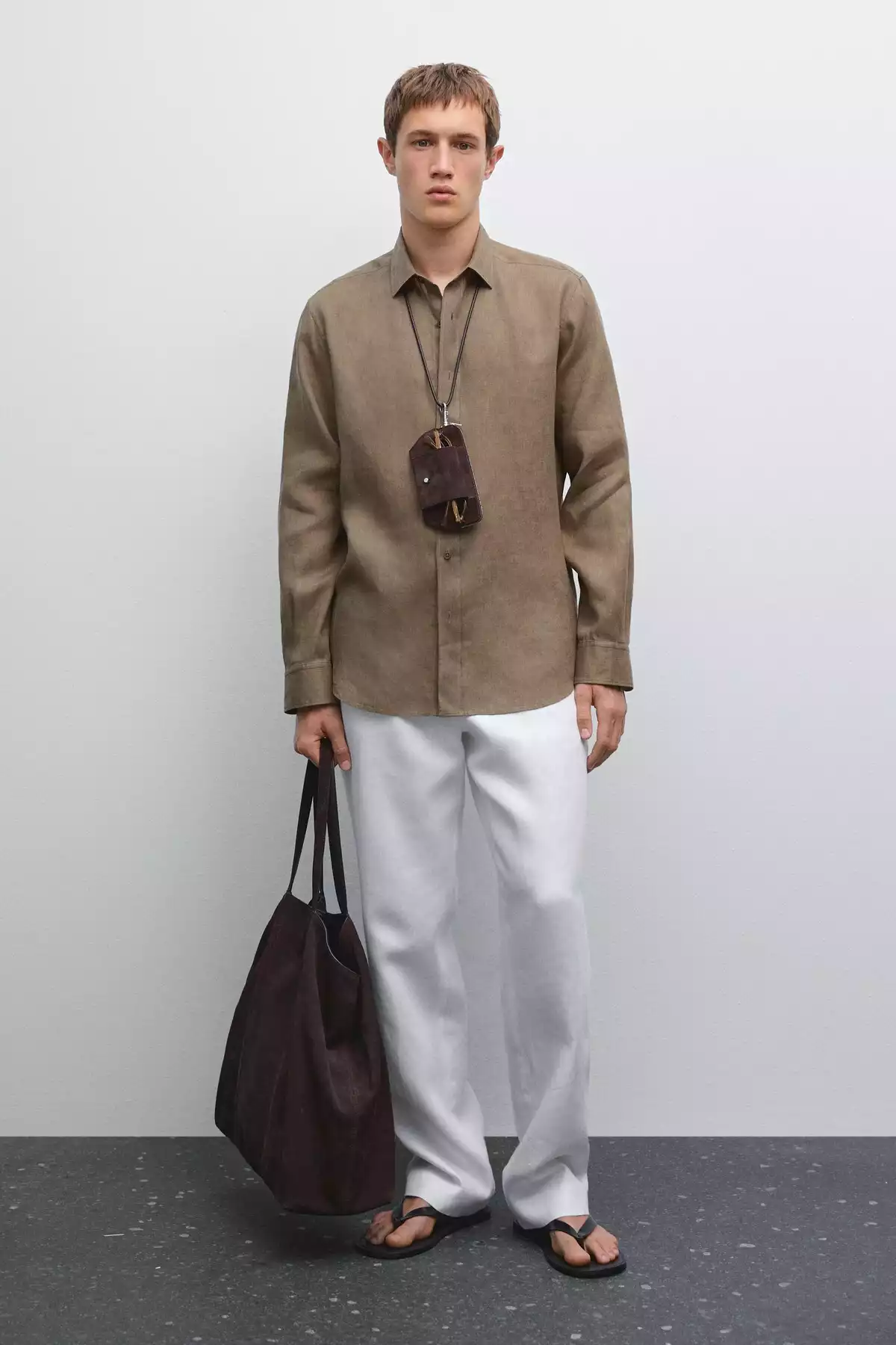 پیراهن اسلیم فیت 100کتان برند Massimo Dutti کد 1757754849