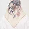 روسری لیز نمیخورد روزانه طرحدار چاپی چند رنگ غیر کریستالی برند Madame Polo کد 1757934666