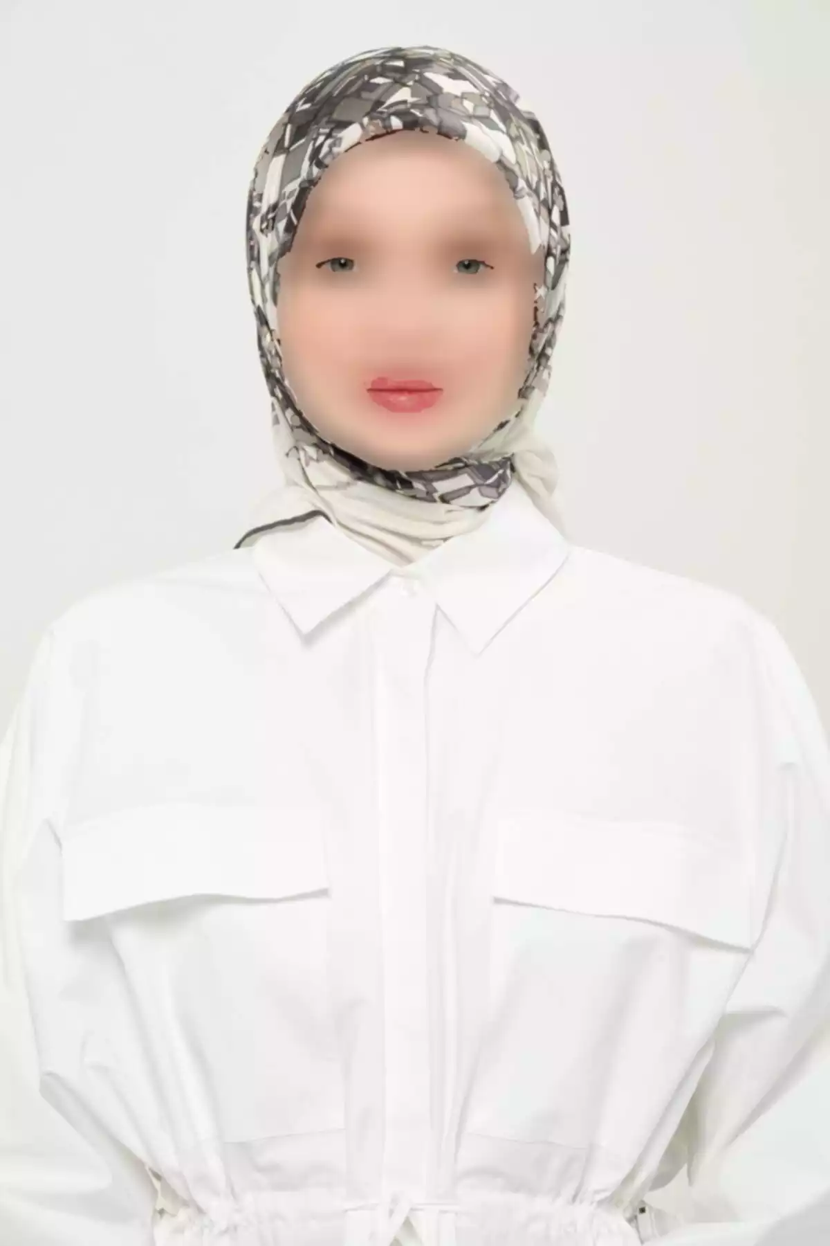 روسری لیز نمیخورد روزانه طرحدار چاپی چند رنگ غیر کریستالی برند Madame Polo کد 1757934671