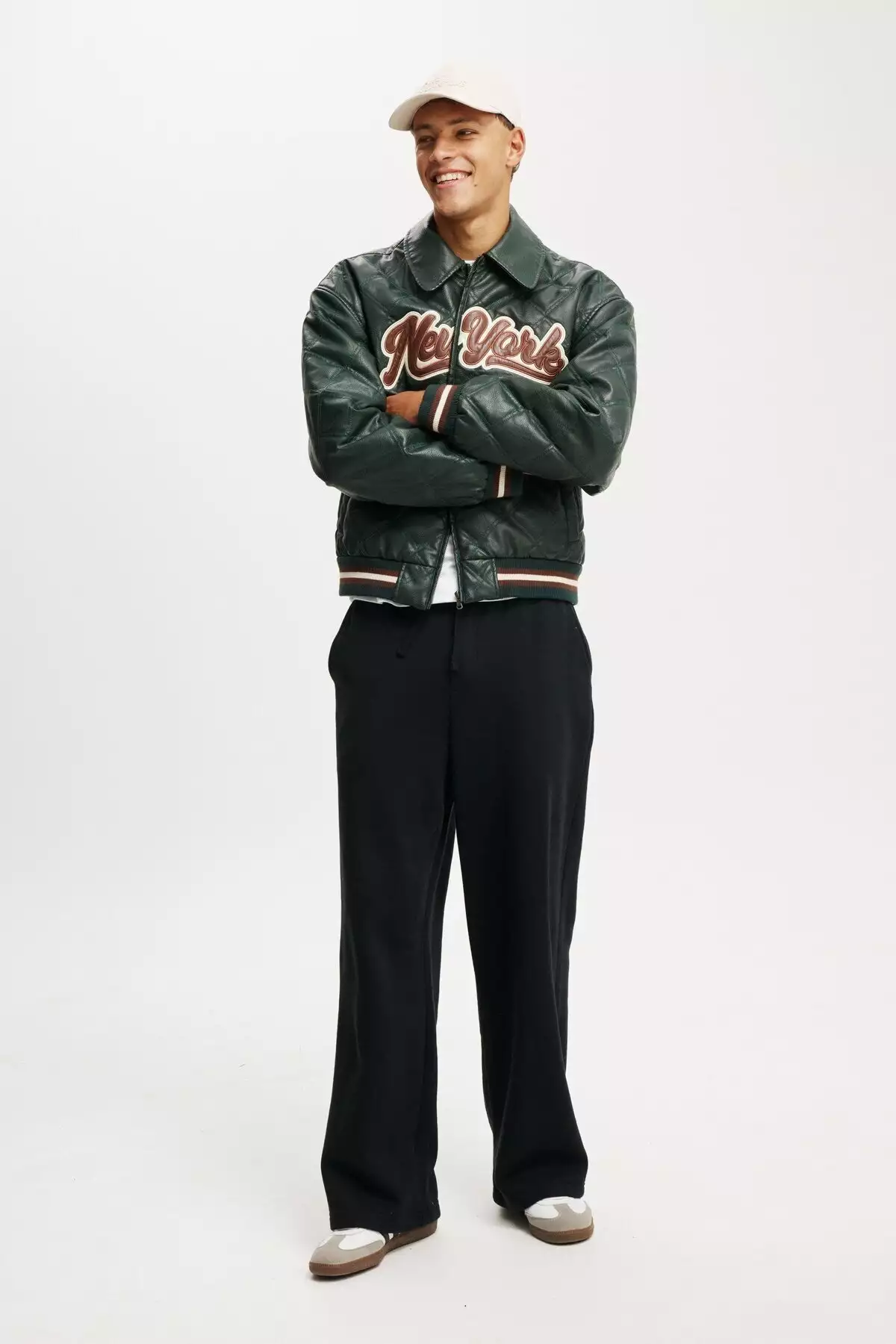 شلوار راحتی مردانه کوتاه سیاه E6578 برند Madmext - 977590906