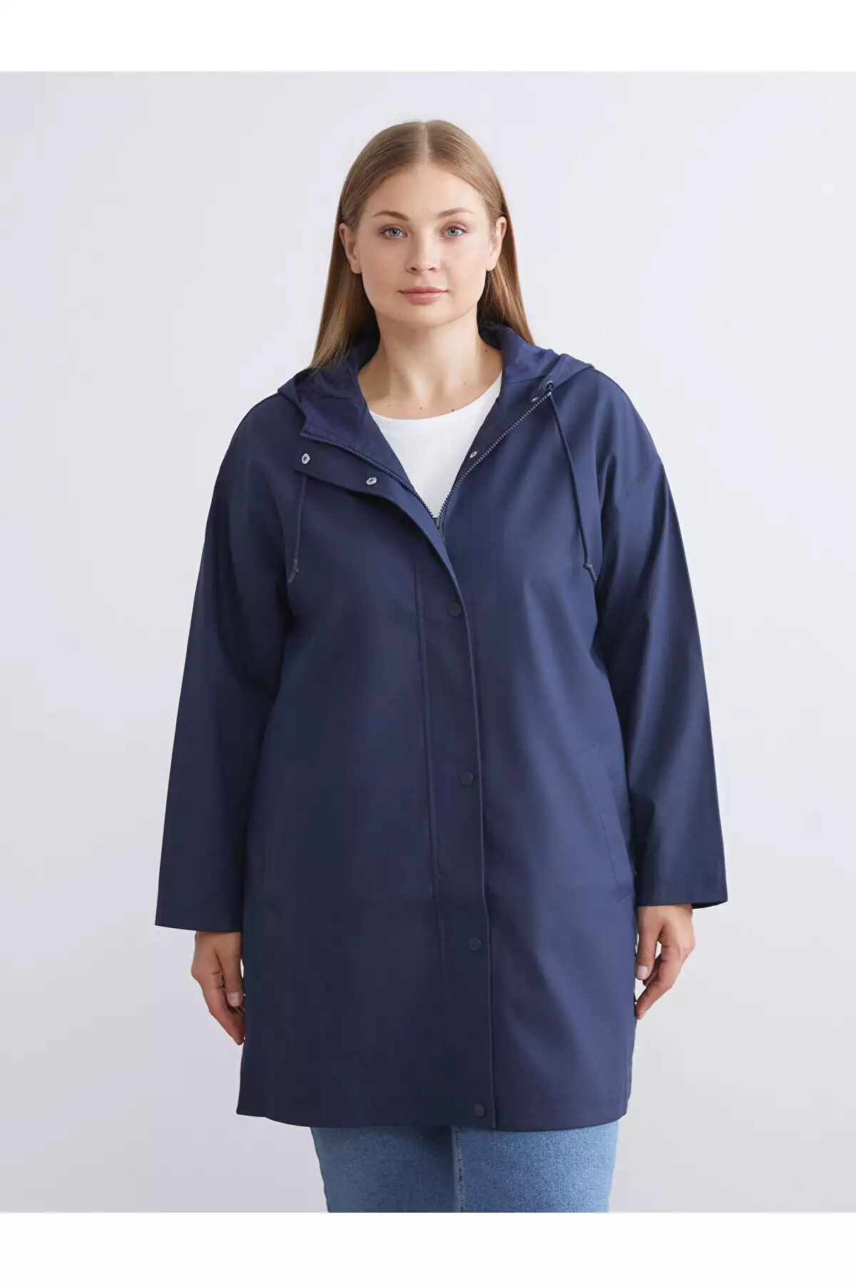 بارانگیر ساده کلاهدار زنانه اوزمارکا فصل جدید برند LC Waikiki - 1005411765