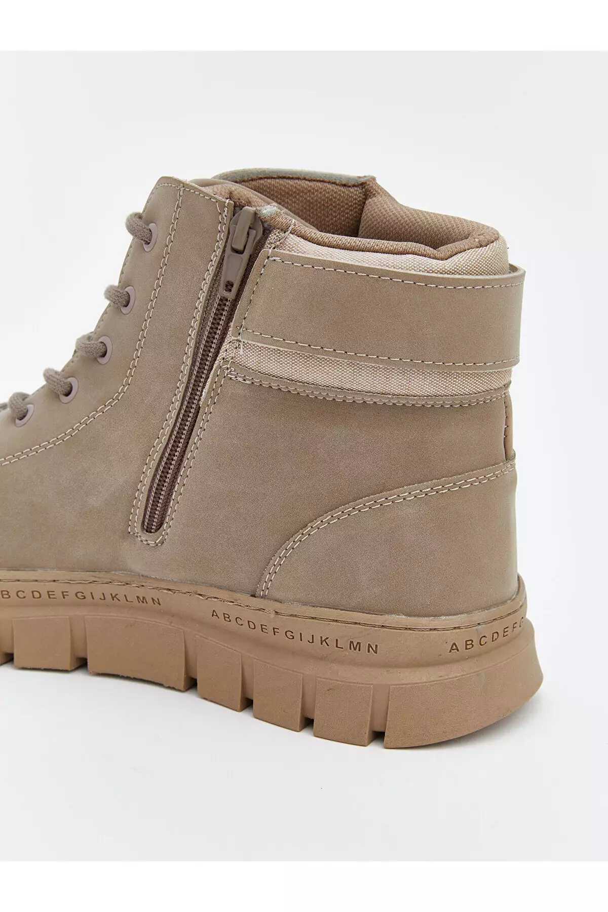 پوتین مردانه جدید با ظاهر جیر Özmarka برند LC Waikiki - 1033464119