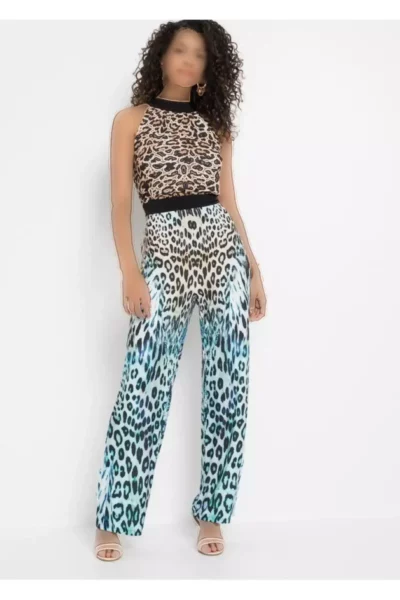 لباس زنانه بزرگ‌پرسنلی با رنگ‌های مختلف و یقه هالتر، سرهمی با پاچه‌های گشاد 65n33573 برند Şans - 330120637