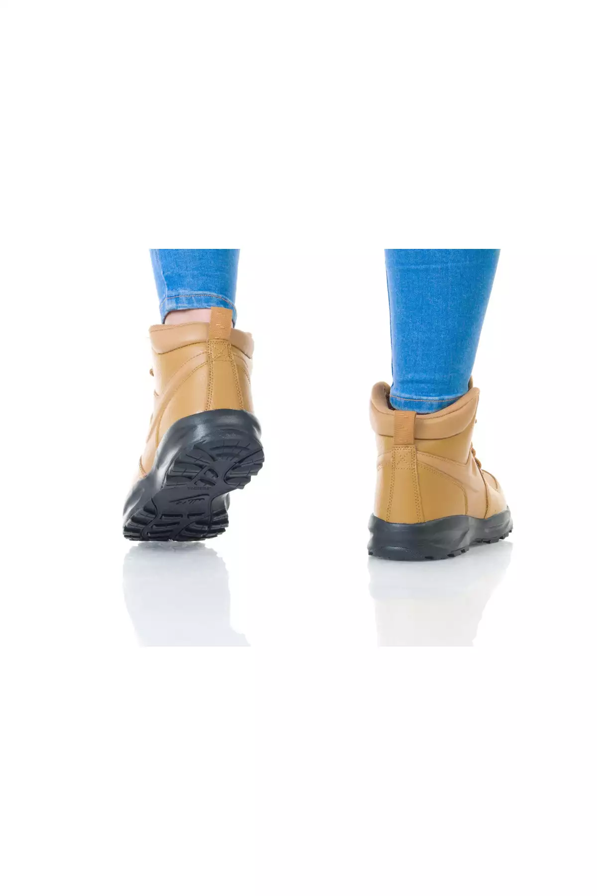 بوت کودکانه زرد رنگ مانوآ Ltr (gs) مناسب برای فضای باز برند Nike - 817349156