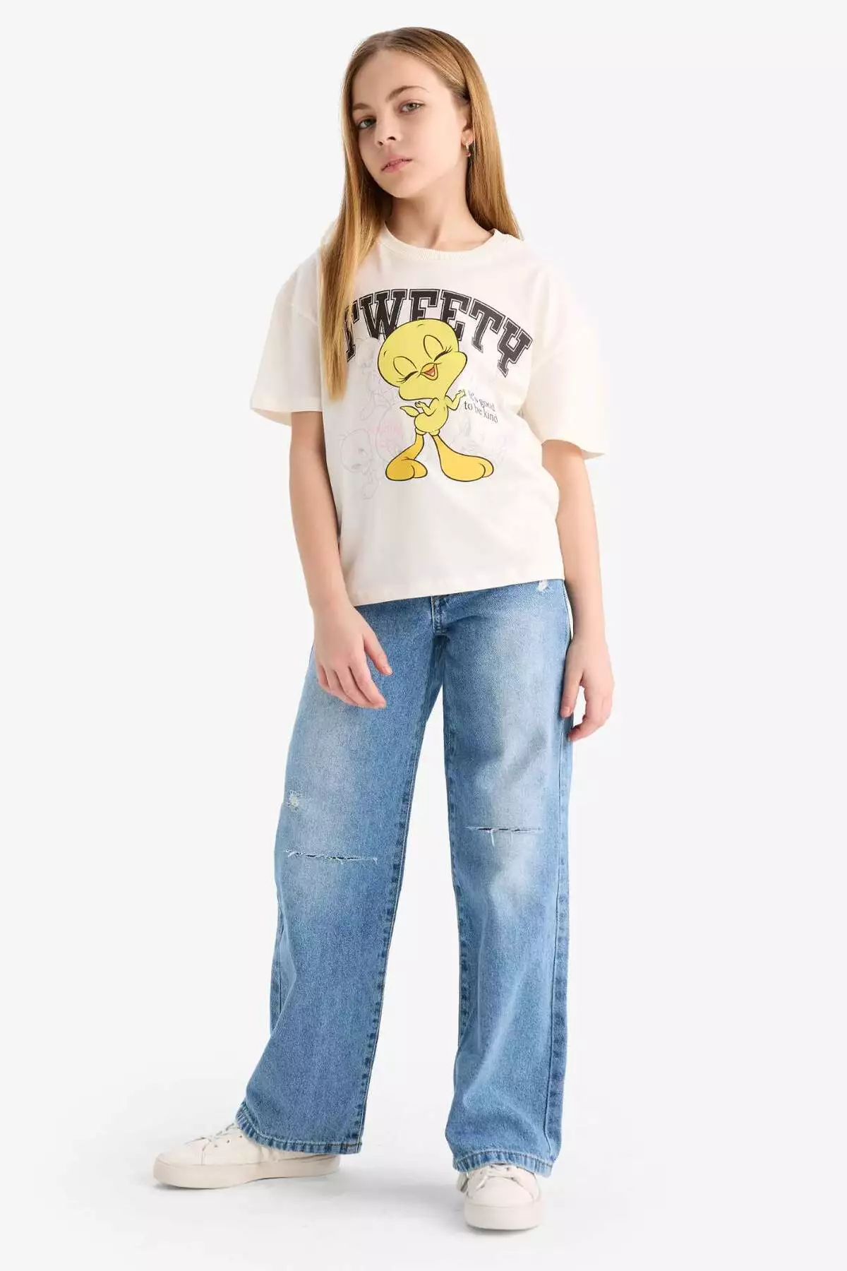 تیشرت کوتاهکف آستینکوتاه دوچرخهسواری راحتپوش برای دختر بچهها با طرح لونی تونز مدل E2615A825SM برند Defacto - 926701267