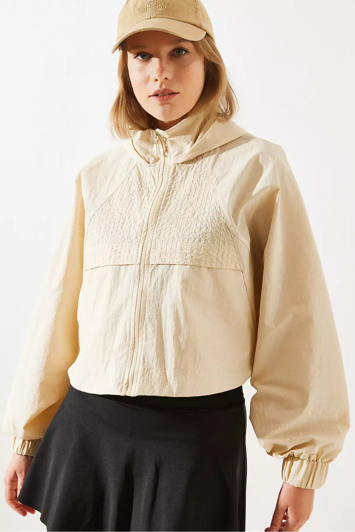 بارانی کلاهدار زنانه با پشت بسته MBMS001 60501001 برند Bianco Lucci - 859647819