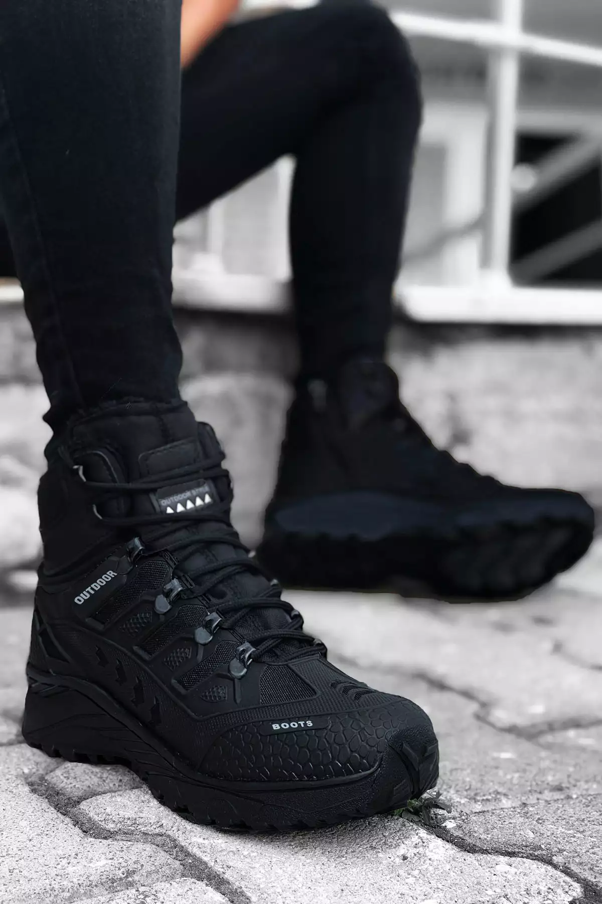 کفش کوهنوردی یکتایی با نوارهای سیاه برند BIG KING - 145737910