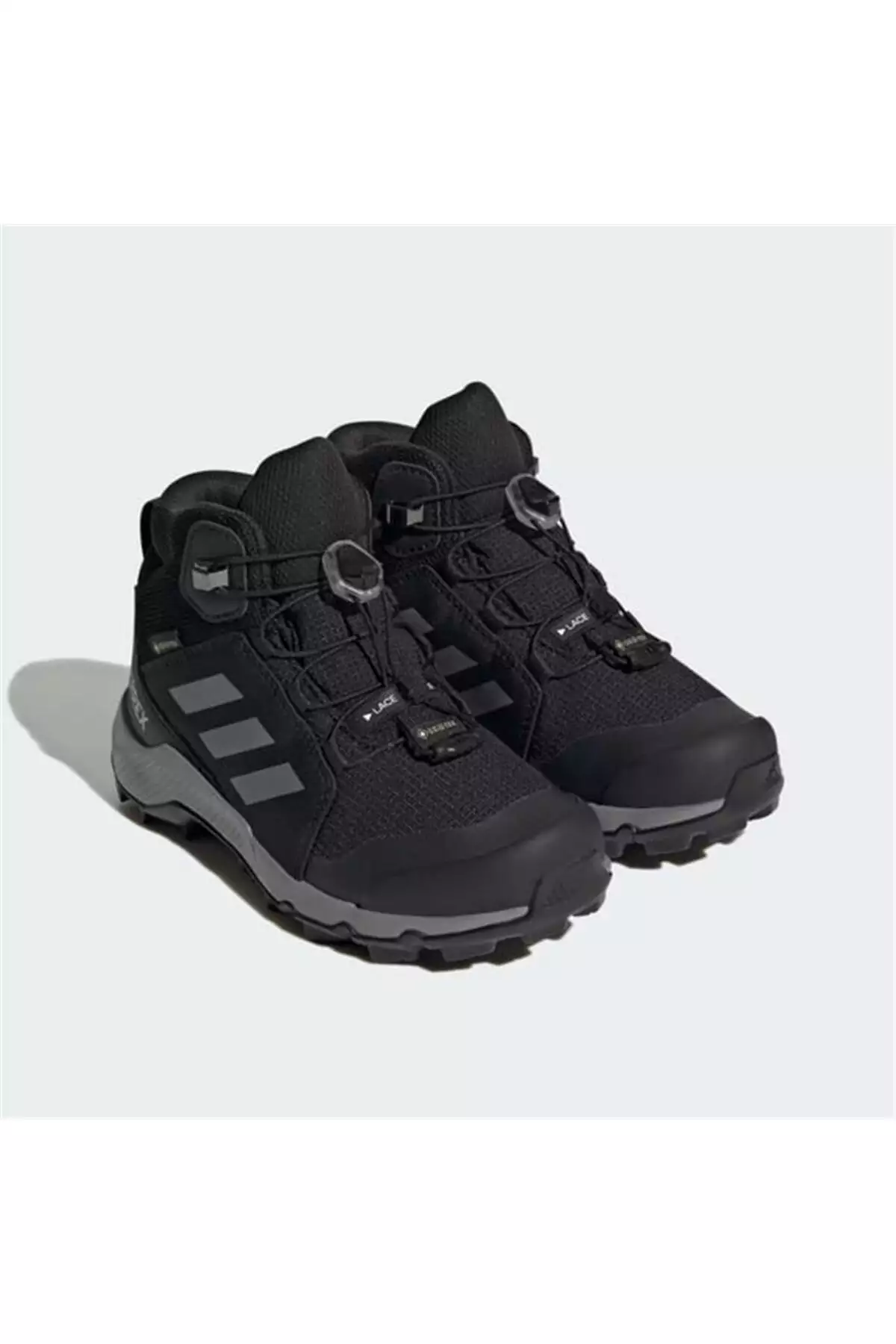 بوت بچگانه ترس مید گورتکس IF7522 ضد آب مشکی برند adidas - 753989409