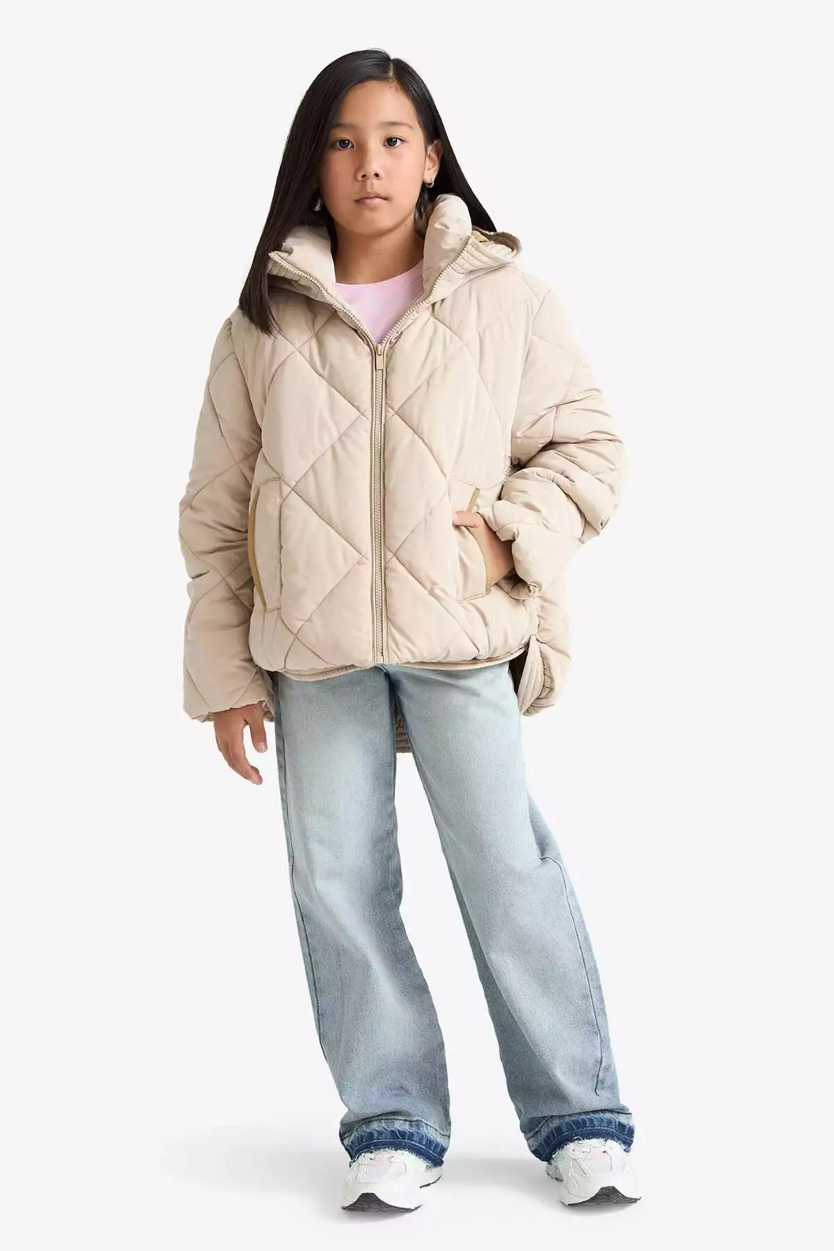 کاپشن دخترانه ضد آب با کلاه و زیپ E9811A825AU برند Defacto - 990798311