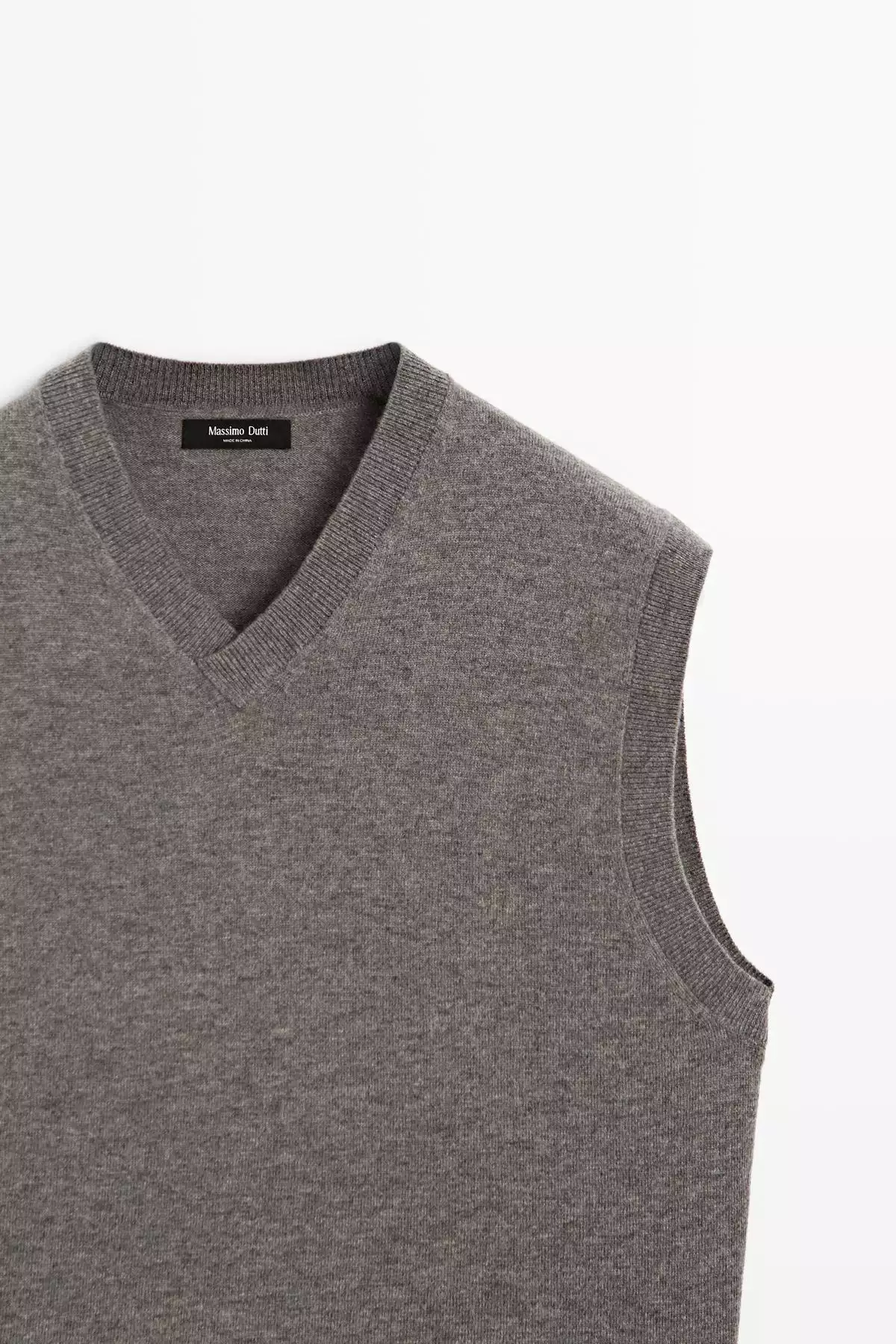 سوئتر V یقه با ترکیب پشم برند Massimo Dutti - 991330758