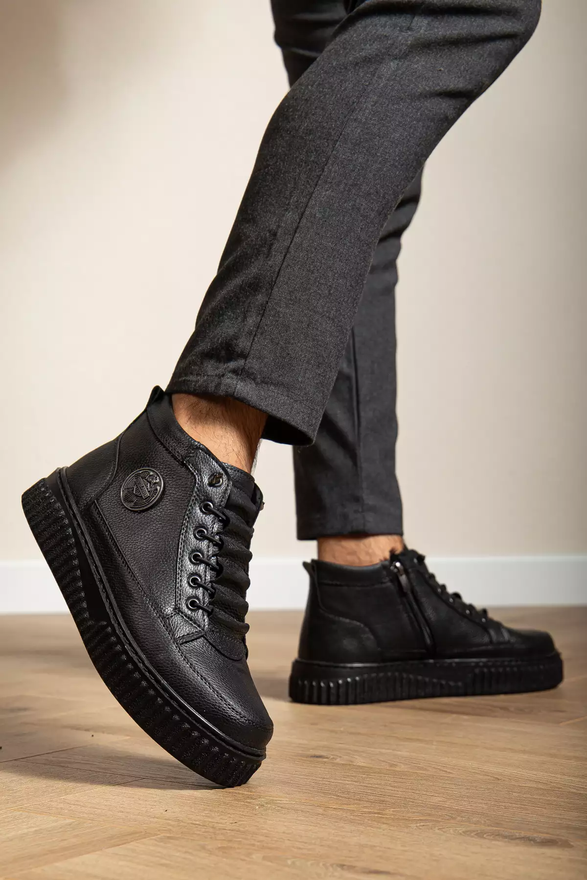 چکمه زمستانی مردانه قابل اعتماد با بند هوشمند و زیپ دارای مقاومت در برابر آب و سرما برند EFNANSHOES - 985015598