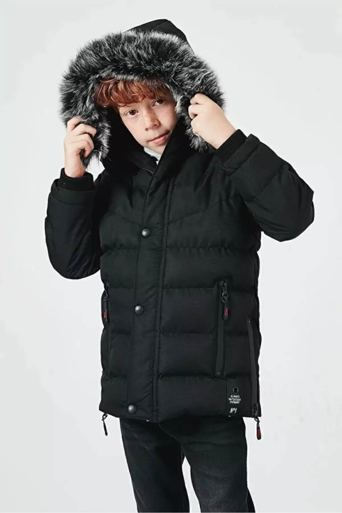 کاپشن پسرانه با کلاهی قابل جدا شدن و آستر پشمی خزدار برند FREE ARSLAN COLLECTİON - 992298832