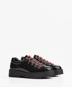 کفش با جزئیات فلزی برند Bershka - 962573695