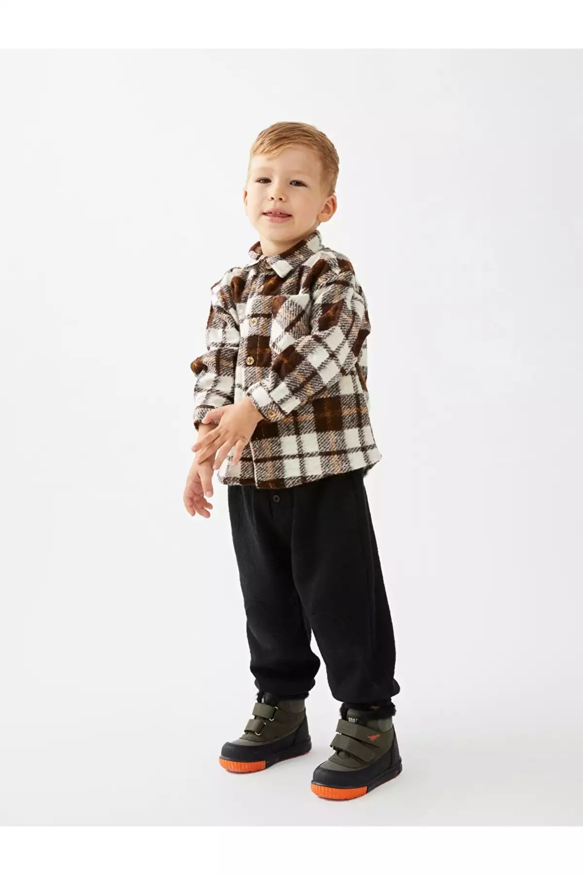 کتانی مردانه بچهگانه با طرح هاکی و چسبی LCW Steps برند LC Waikiki - 775044872