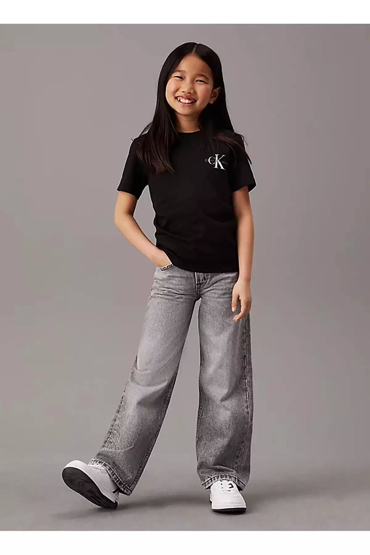 تیشرت مشکی چاپدار پسرانه برند Calvin Klein - 846214754
