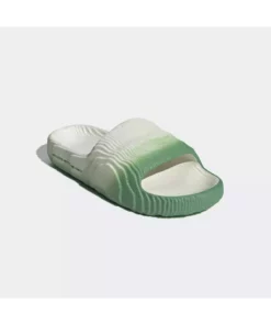 تخت خواب زنانه ادیداس مدل 22 رنگ بژ برند adidas - 1024437409