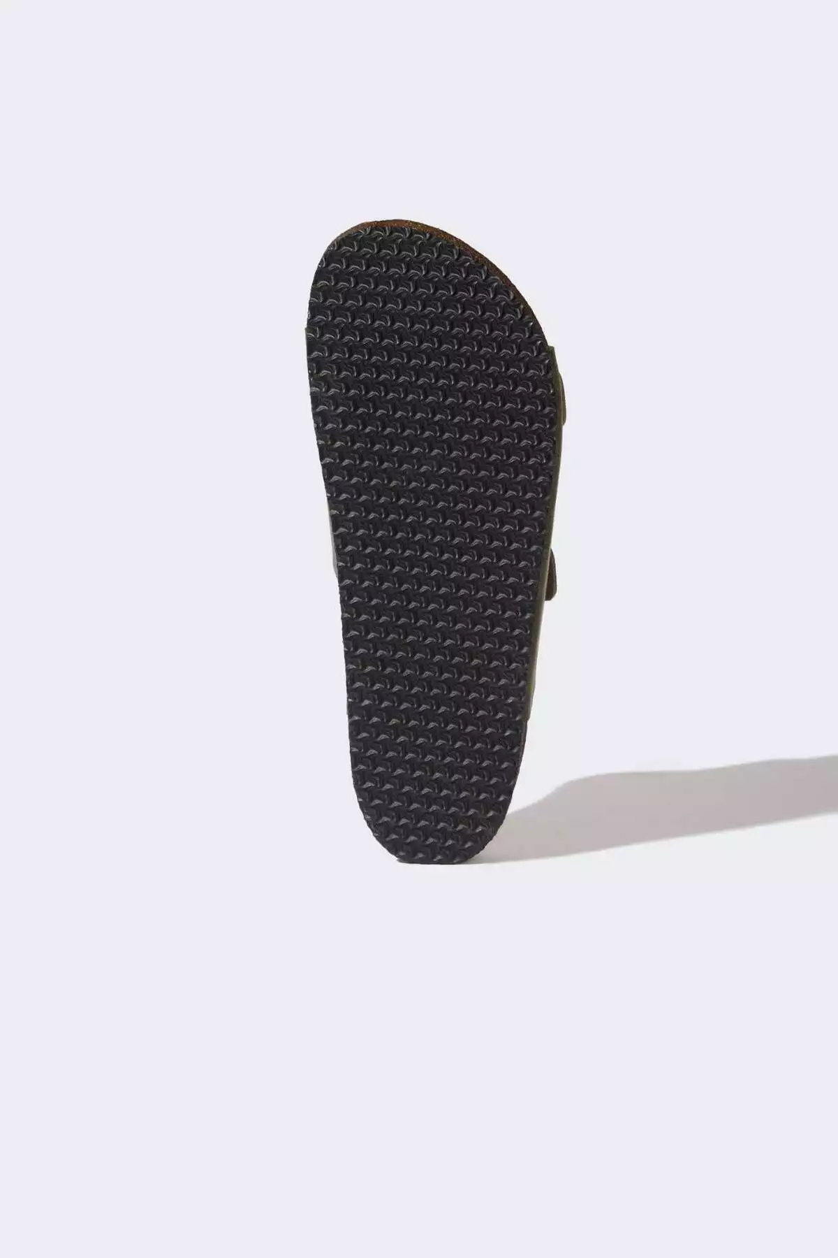 دمپایی چرم مصنوعی مردانه با کفی صاف و دو بند C3754AX24HS برند Defacto - 832411230