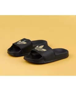 دمپایی ساحلی و استخر آدیداس مدل Adilette Lite W، رنگ مشکی، مناسب برای استفاده روزمره و به صورت یونیسکس. برند adidas - 794673630