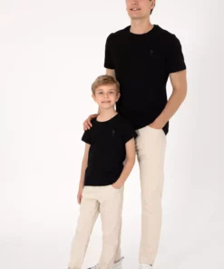 تیشرت ساده یقه گرد مشکی مخصوص پسران برند U.S. Polo Assn. - 852461155