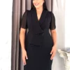کت مجلسی زنانه با آستین کوتاه و یقه، بزرگ سایز، به رنگ سیاه و دارای جزئیات سنگی. برند Şirin Butik - 965053032
