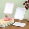 آینه آرایشی با نور LED شارژی، آینه آرایشی لمسی با نور LED، آینه آرایشی با سر متحرک و ۳ حالت نور، ابعاد ۲۹*۱۹ سانتیمتر برند XTRIKE ME - 987952038