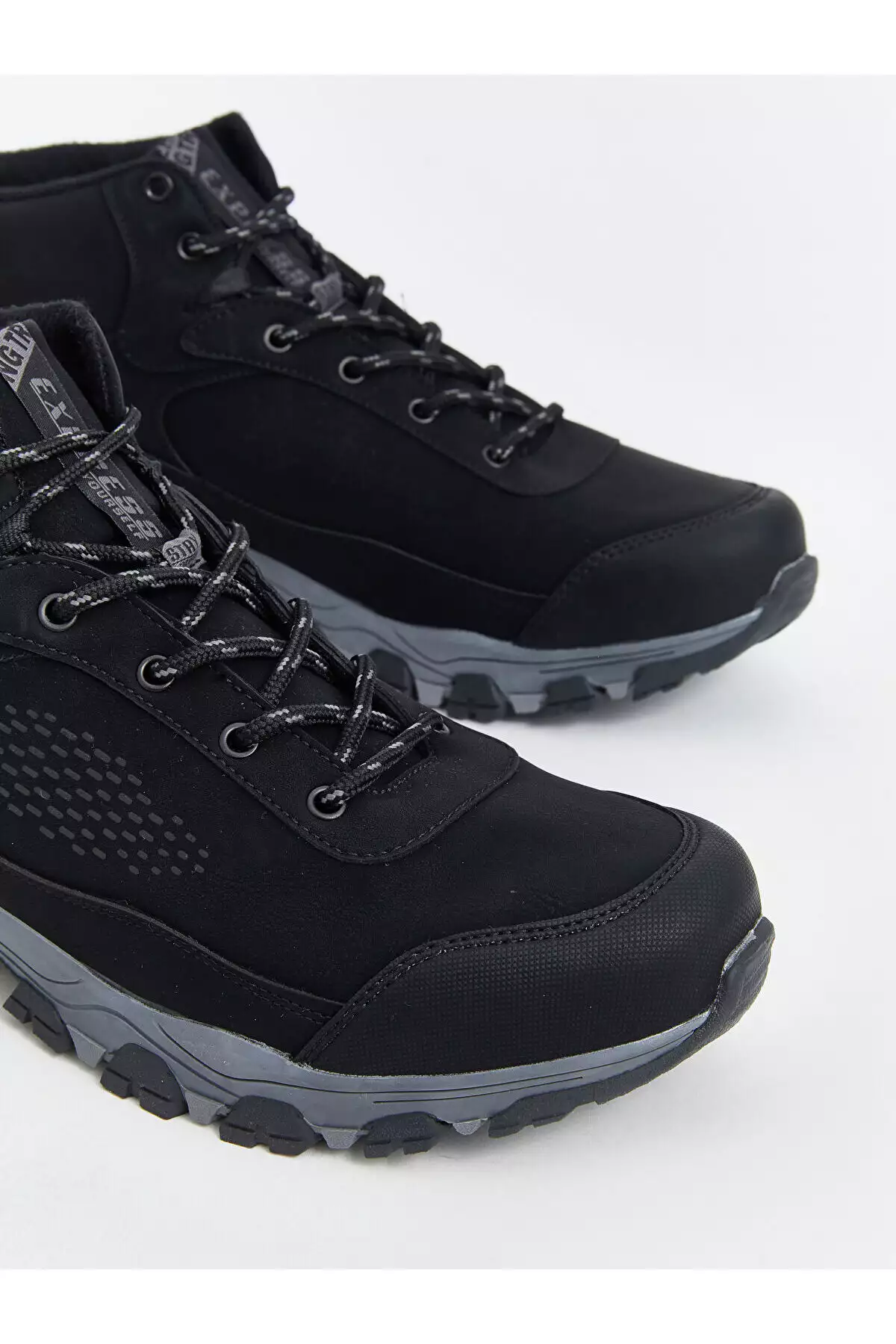 کفش کوهپیمایی مردانه ال سی ویک با بند برند LC Waikiki - 856680279