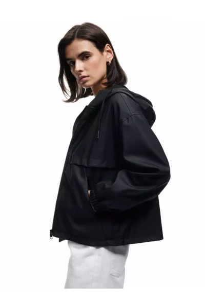 بارانی چرم مصنوعی با کلاه و آستین‌های بلند و زیپ دار برند Koton - 991023785