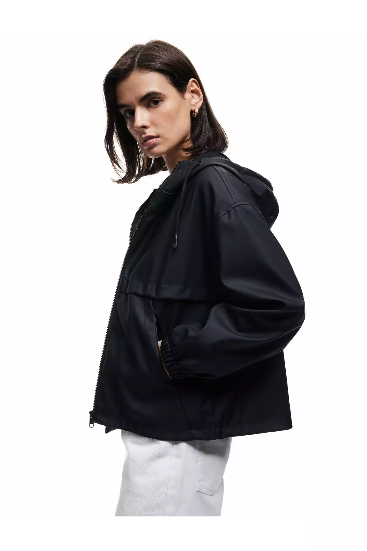 بارانی چرم مصنوعی با کلاه و آستینهای بلند و زیپ دار برند Koton - 991023785