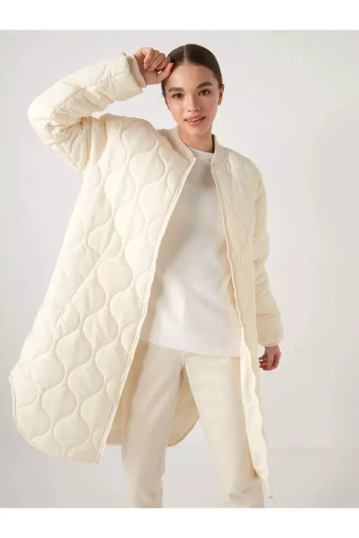 بارانی زنانه با یقه ایستاده و طرح دار آستین بلند LCW برند LC Waikiki - 839732145