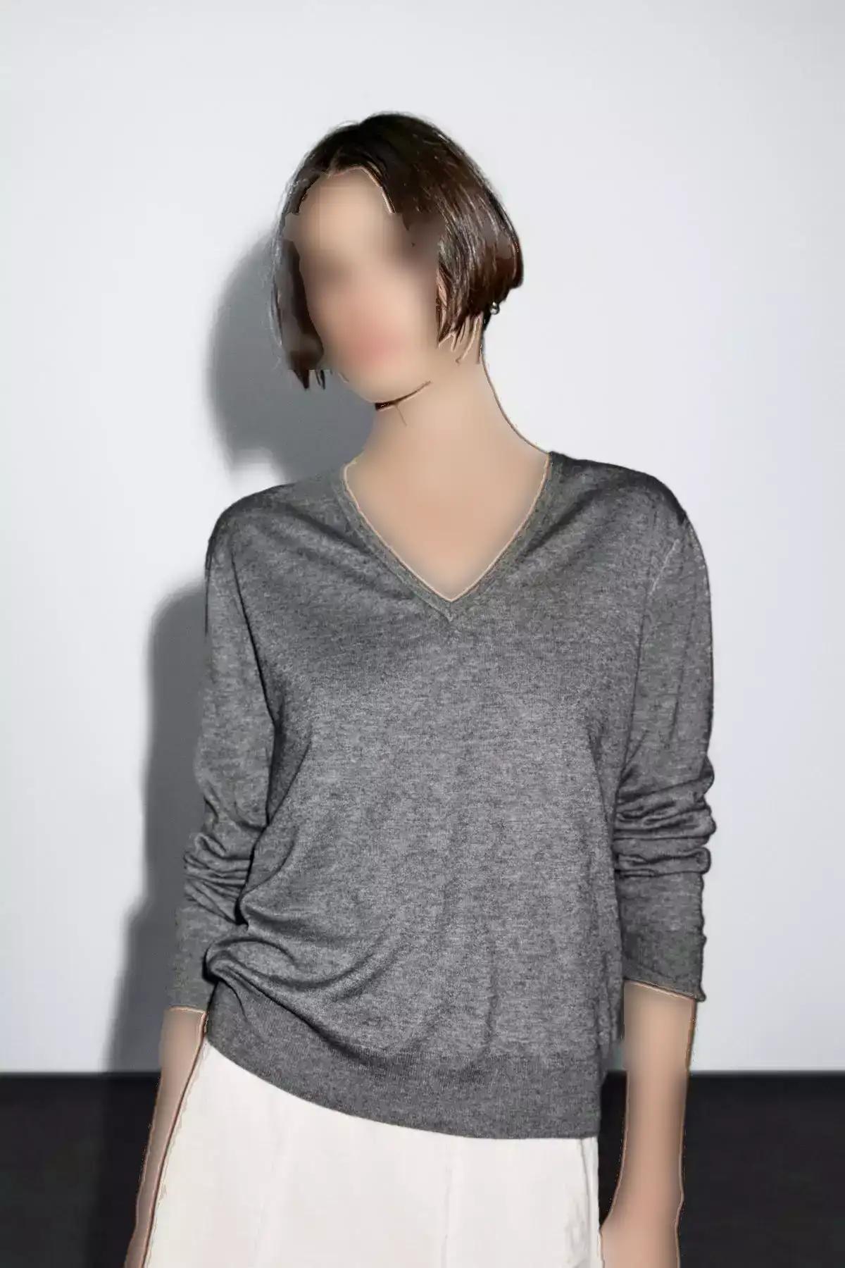 پلیور و یقه V کشبافی پشمی برند Massimo Dutti - 953461062