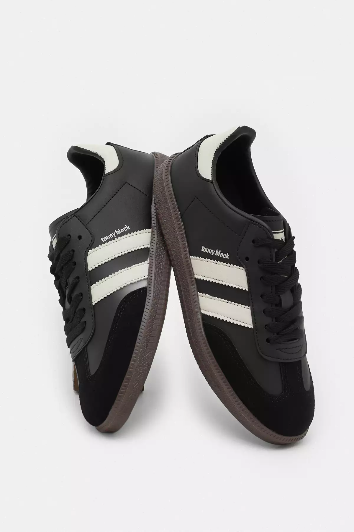 کفش ورزشی بنددار ترمو پا با نوارکنار به رنگ سیاه و بژ برند Tonny Black - 879883769