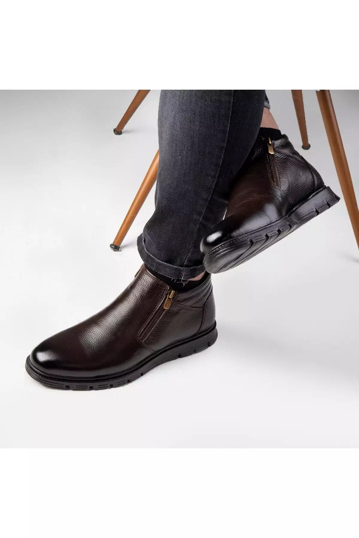 بوت مردانه موینا از چرم طبیعی با کفی لاستیکی، بوت داخلی پشمی برند Ducavelli - 356751974