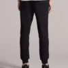 شلوار ورزشی مردانه م جدید پایهها (مدل S212268-001) رنگ مشکی برند Skechers - 136153565