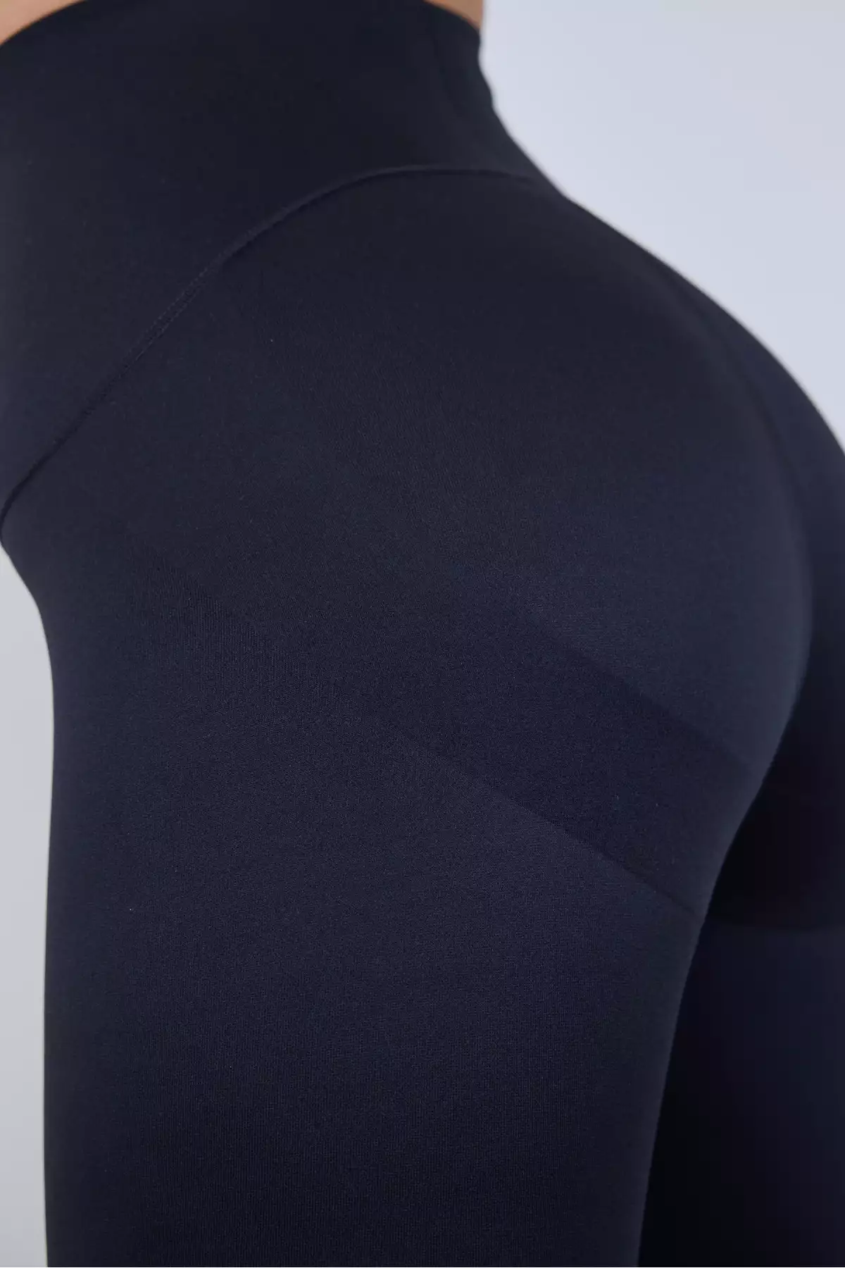 تای مشکی فوقالعاده با کمربند بالا و طراحی مرواریدی (پوشی) برند Penti - 6114396