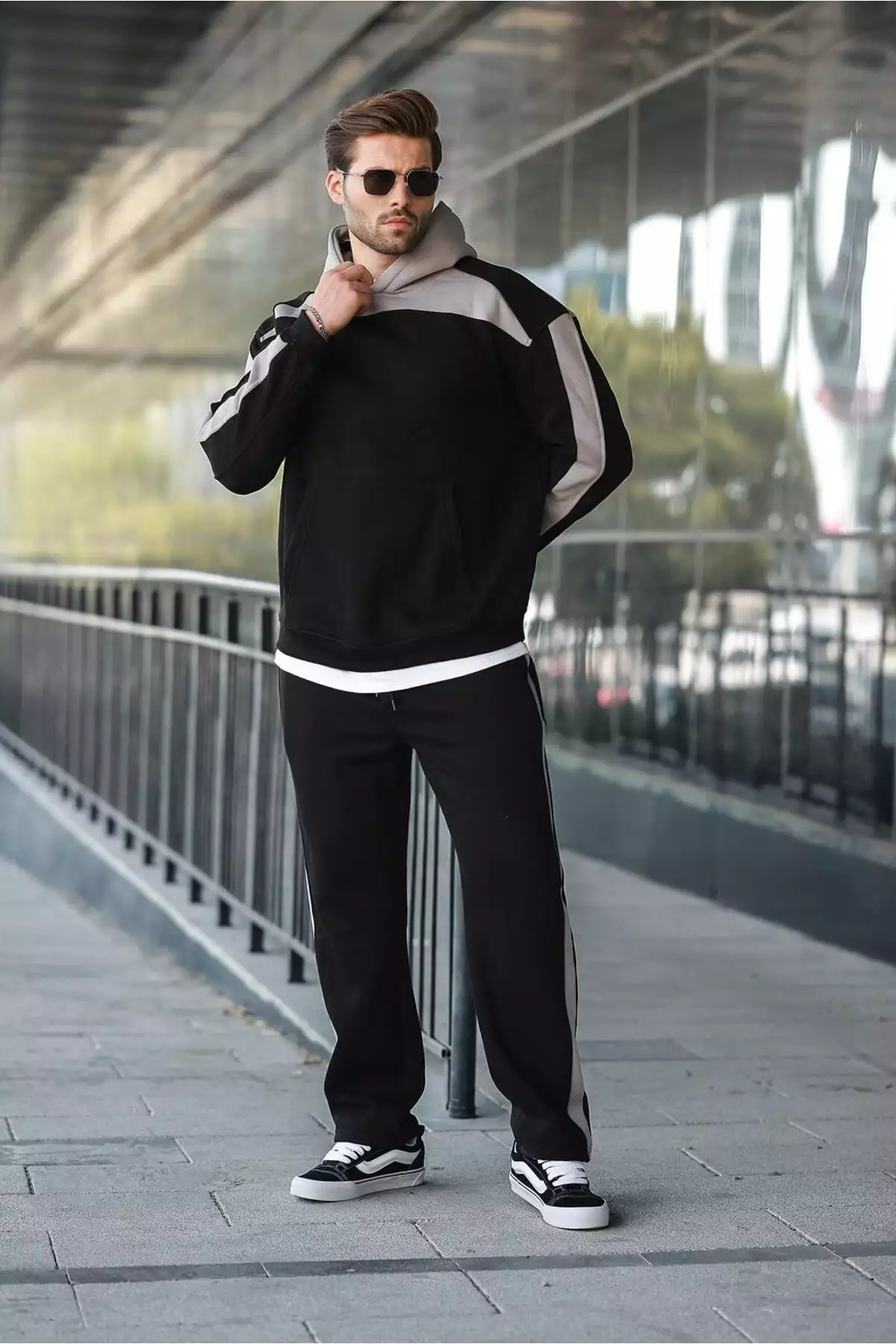 ست سویشرت و شلوار مردانه با جزئیات نوار سیاه E7326 برند Madmext - 963245969