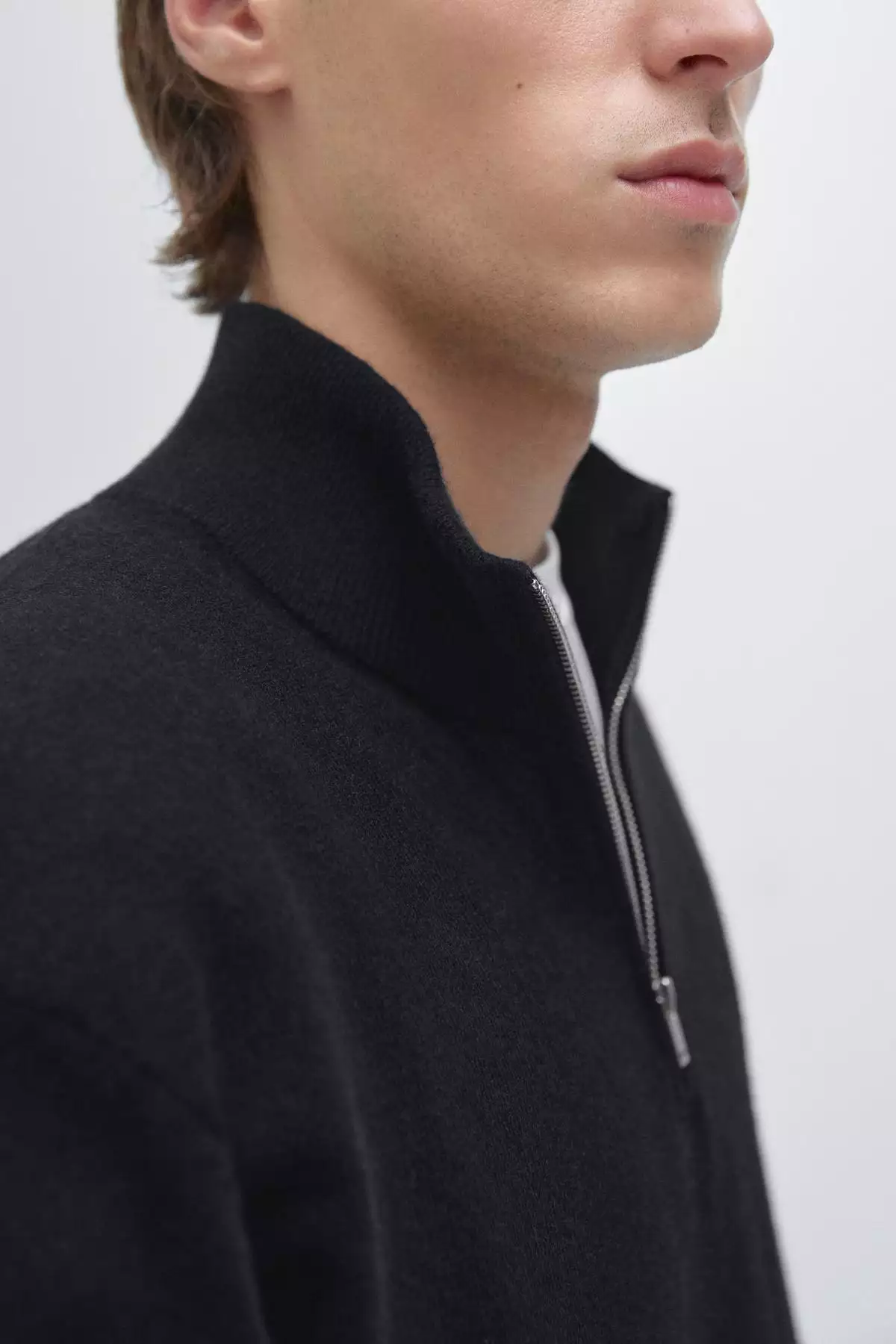 پلیور با یقه بلند و زیپدار برند Massimo Dutti - 991316059