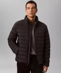 جاکت مشکی با کلاه قابل تنظیم و طراحی منظم با برند مردانه LV04RC511G U برند Calvin Klein - 982495952