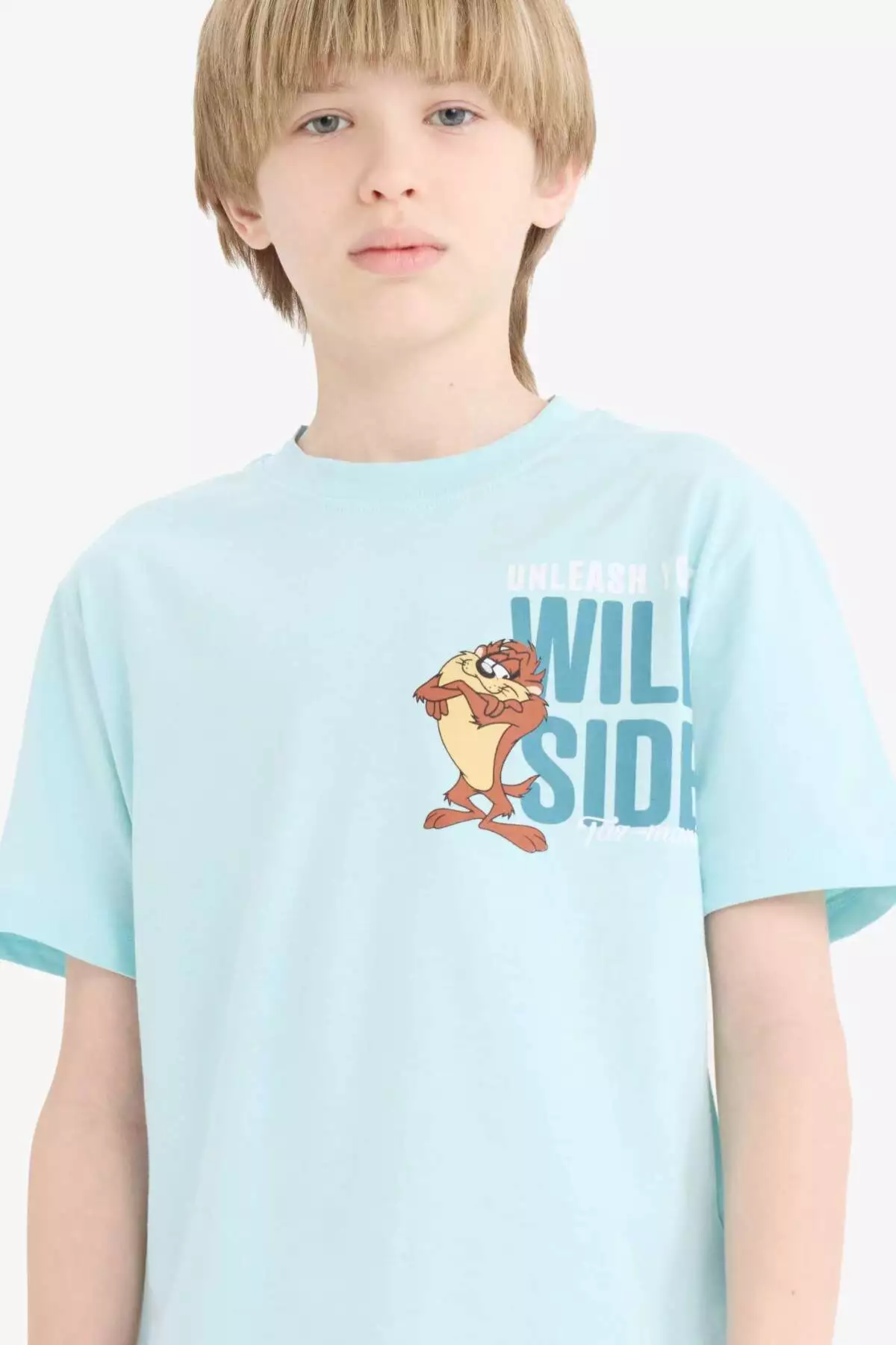 تیشرت کوتاه آستین مردانه بچهگانه با طرح لونی تونز، یقه گرد مدل E4826A825SM برند Defacto - 926702227