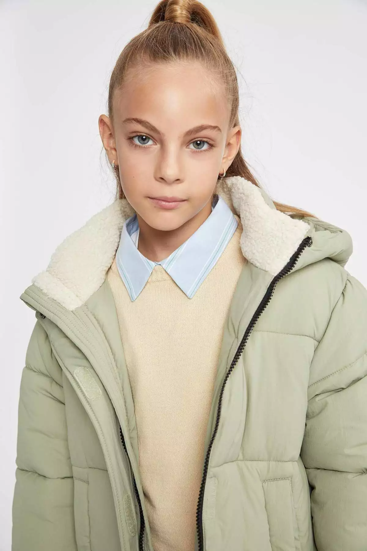 کاپشن بلند ضد آب با کلاه برای دختران کودک A0891A823AU برند Defacto - 771547721