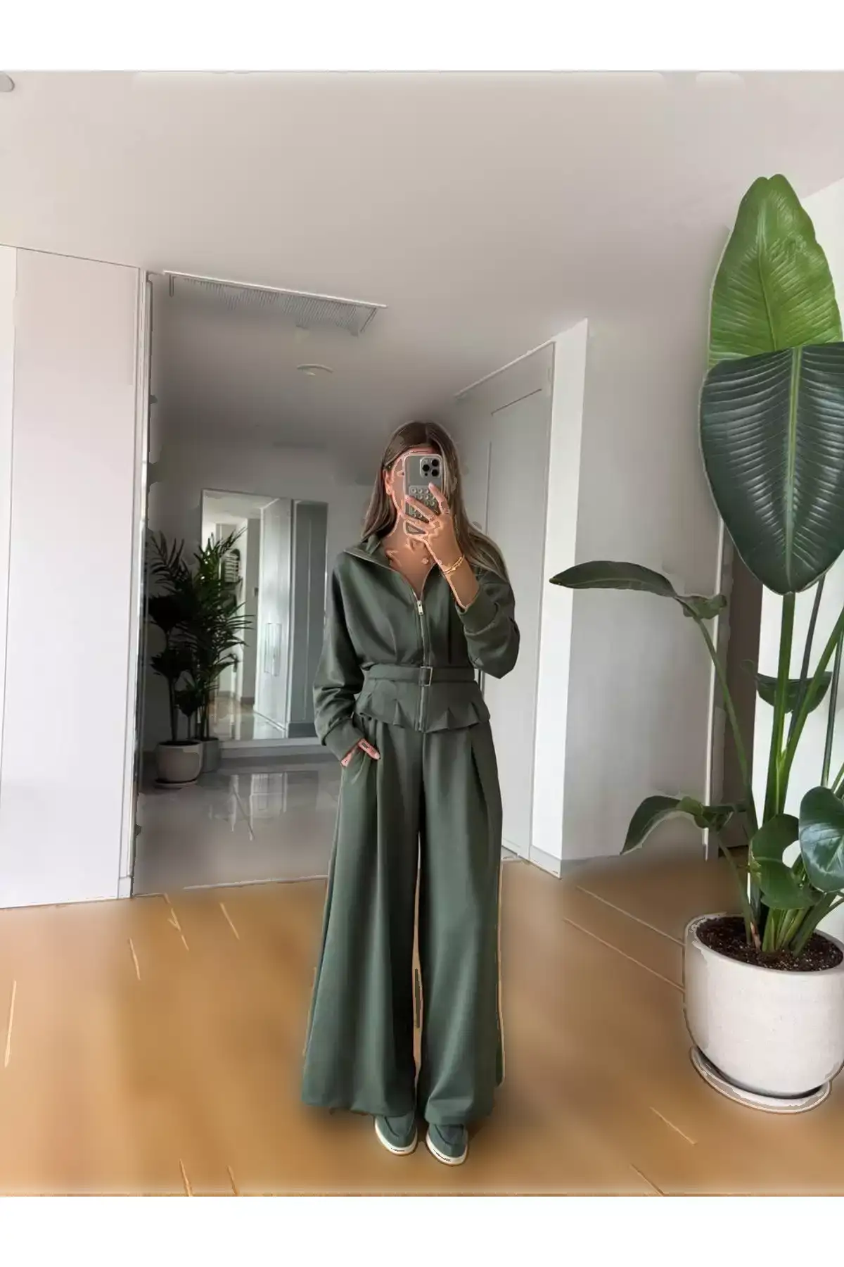 ست مدالی با جزئیات کمربند زنانه برند Marjinal - 991123096