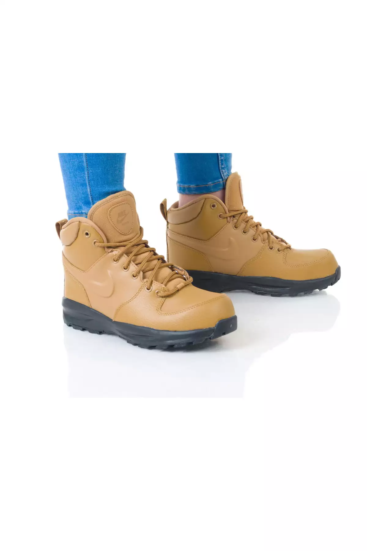بوت کودکانه زرد رنگ مانوآ Ltr (gs) مناسب برای فضای باز برند Nike - 817349156
