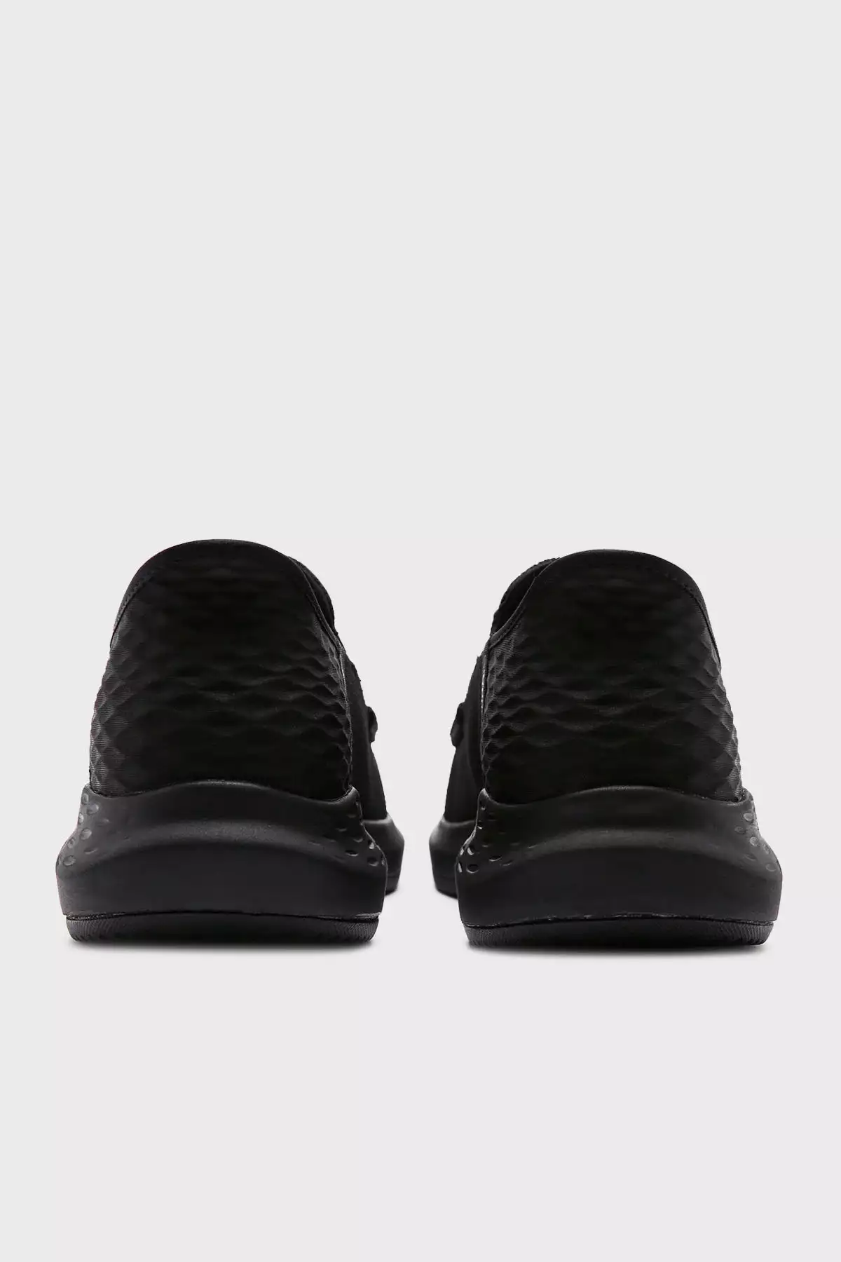 کفش روزمره مردانه پارسون با زیره ضخیم و لوگو 204804 BBK برند Skechers - 934257148