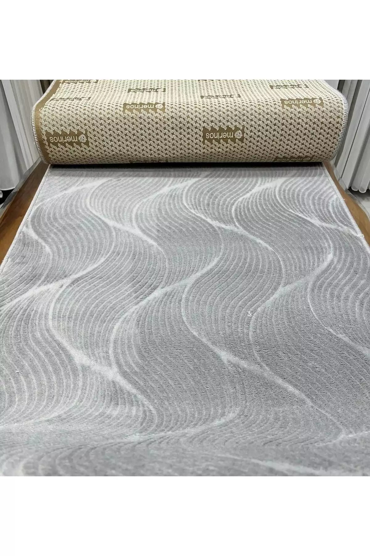 رولیف اورلا خاکستری فرش راهرو با زیره ضد لغزش برند Merinos - 790275287