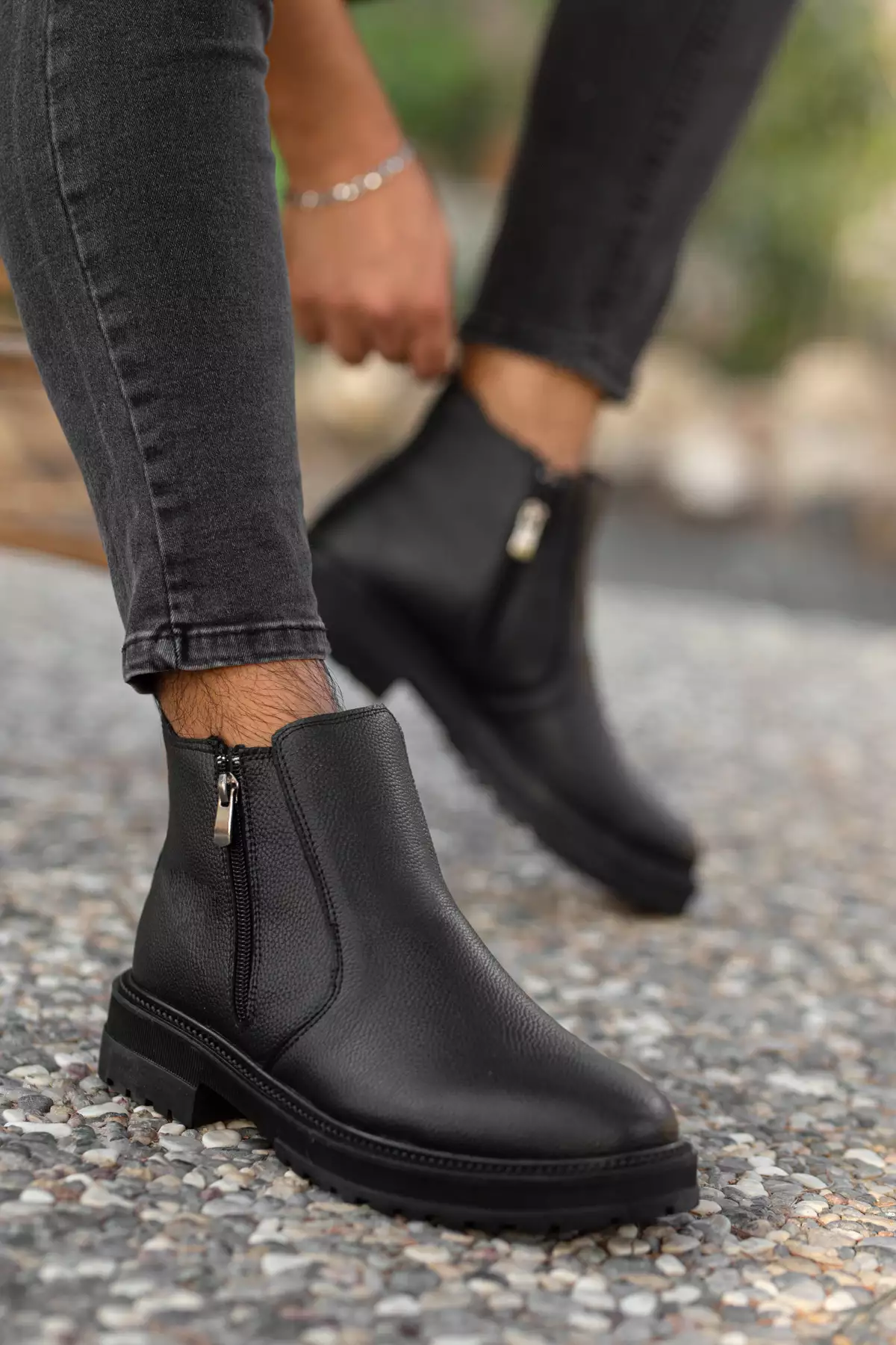 چکمه روزمره مردانه سیاه راحت با داخلی پشمی، مقاوم در برابر سرما و آب، با زیره لاستیکی ضد لغزش. برند Sanvio Tarzkar - 849990499