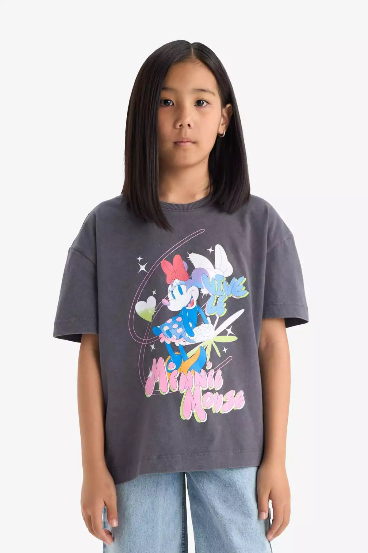 تیشرت کوتاه آستین دخترانه دیزنی میکی و مینی با یقه گرد و طراحی گشاد E2617A825SM برند Defacto - 938882207