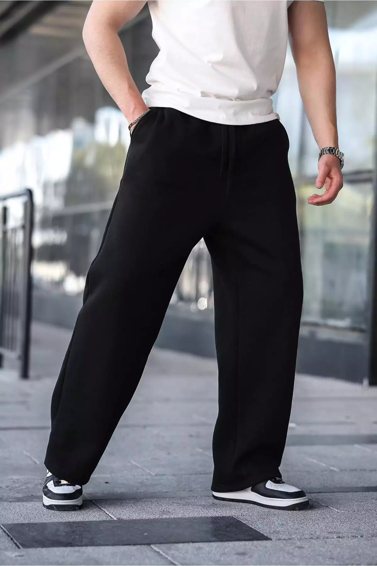 شلوار راحتی مردانه کوتاه سیاه E6578 برند Madmext - 977590906